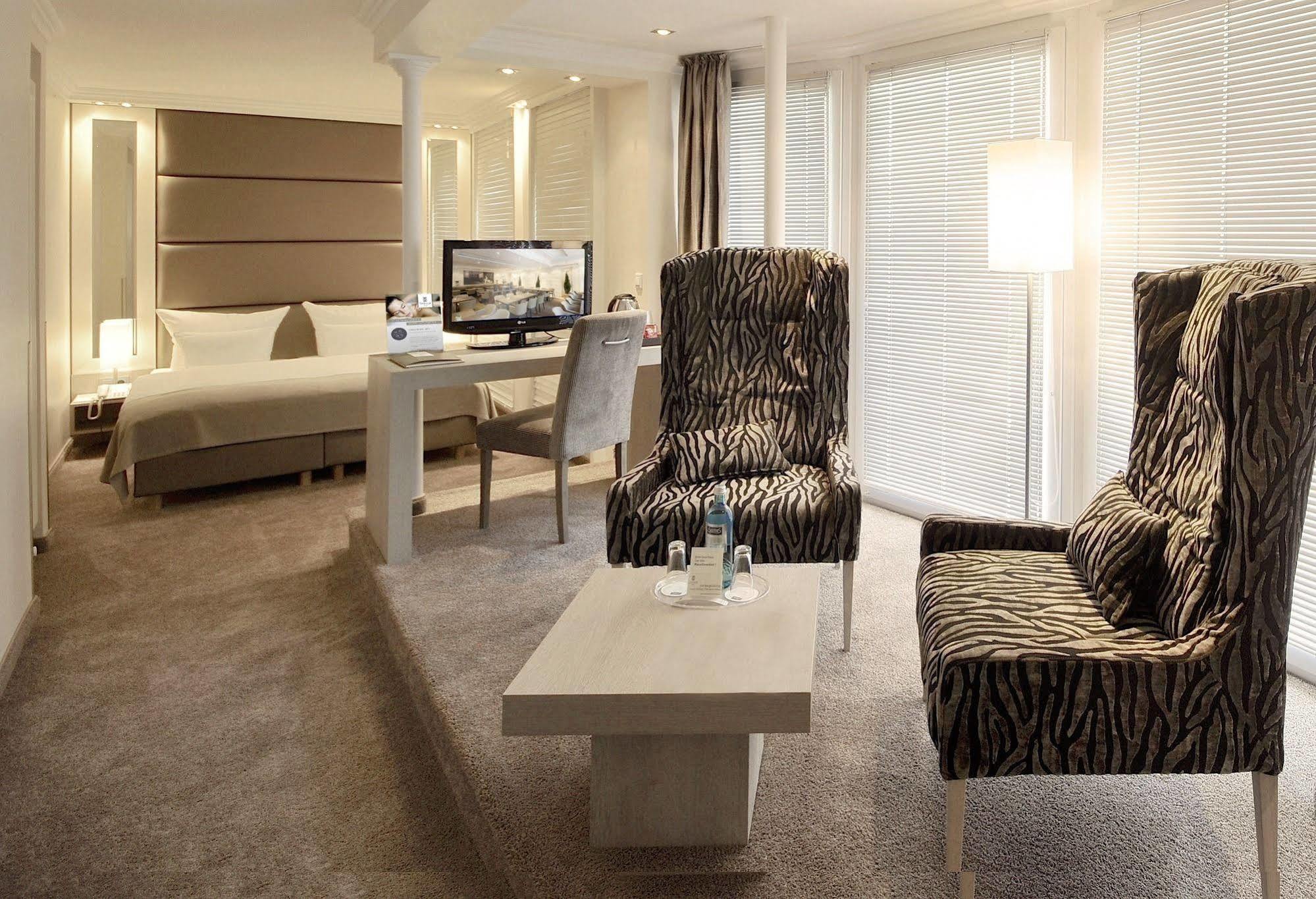 Thomas Hotel Spa & Lifestyle هوسوم المظهر الخارجي الصورة